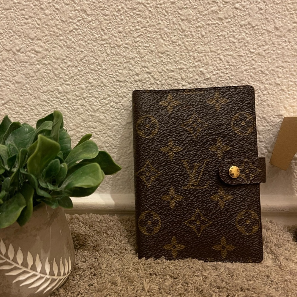 Louis Vuitton Mono Agenda